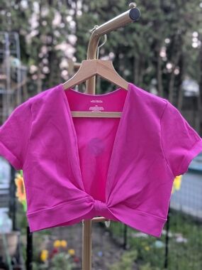 Wild Fable Fuchsia Twist-Front Cropped Top XXL